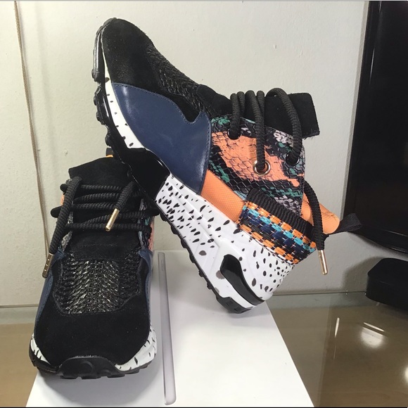 Steve Madden Shoes - Steve Madden Orange/Multi Cliff Sneakers.
